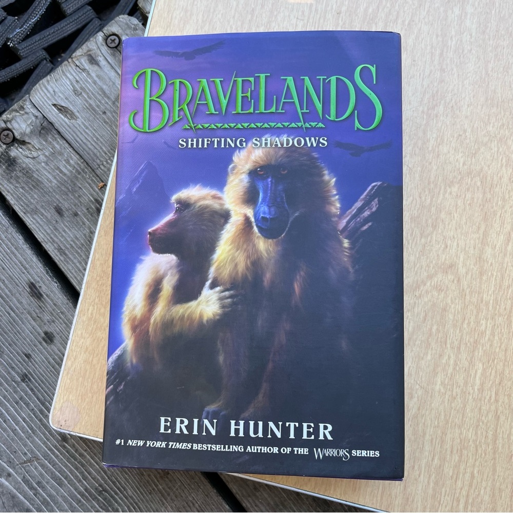 Bravelands Book 4: Shifting Shadows Hardcover First Edition Book By Erin Hunter